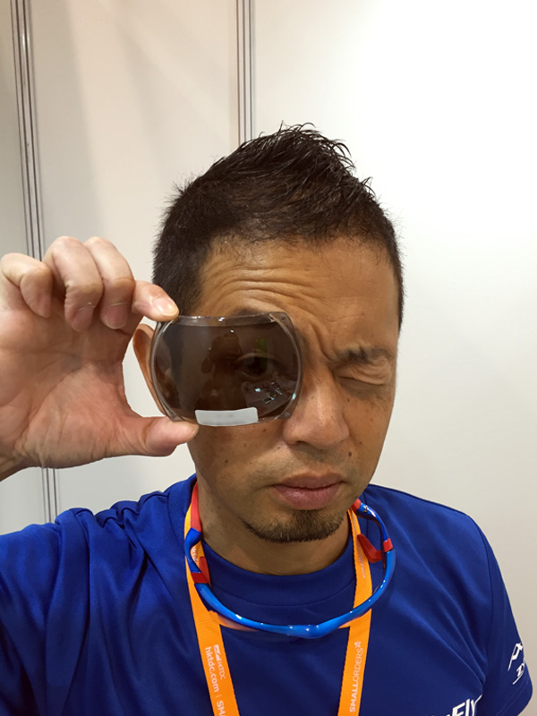 鯖江 スポーツサングラス スポーツアイウェア 香港 偏光レンズ 調光レンズ