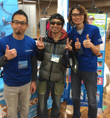 AirFlyエアフライ 鼻パッドなしスポーツサングラス 大物ゲスト登場!安田大サーカスの団長です!