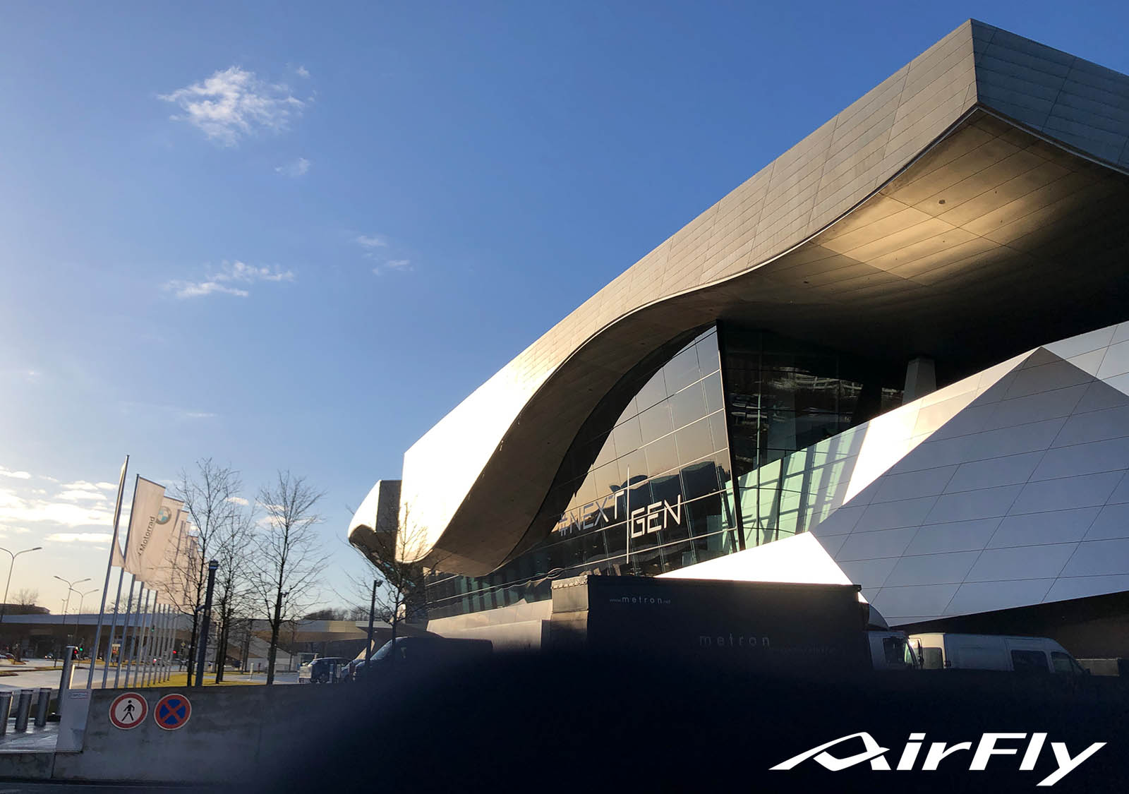 ISPO2020 ミュンヘン BMW AirFlyエアフライ スポーツサングラス スポーツアイウェア