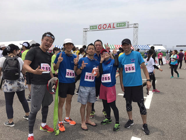 スポーツサングラス スポーツアイウェア チームエアフライ 芝政マラソン 走り